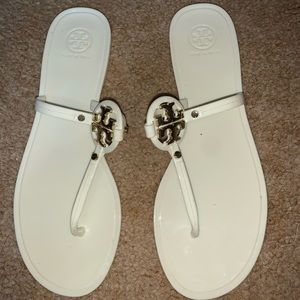 Size 10 Womens Tory Burch Jelly White/Gold Sandal